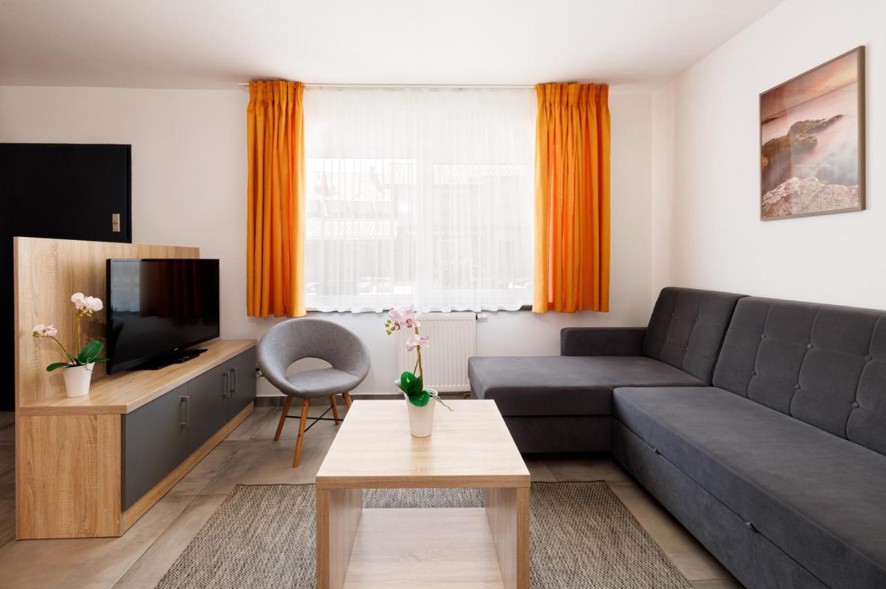 Seo2 - Z Osobnym Wejsciem, Grzany Basen, Darmowe Sauny, Parking, Grill, Wifi Rewal